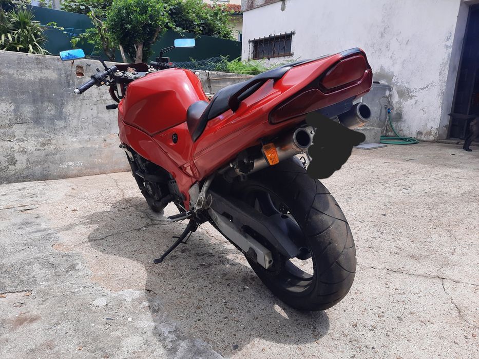 Suzuki RF600 carburadores