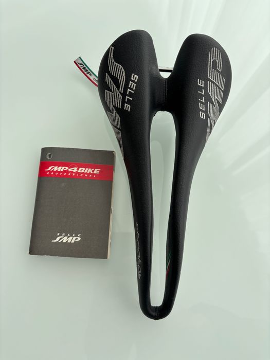 Selim Selle SMP Stratos preto
