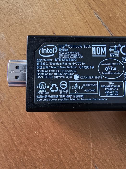 Mini komputer przenośny Intel compute Stick na hdmi