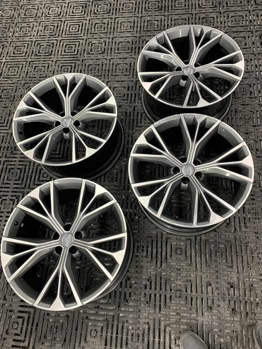 Продам оригінальні диски з ауді r21