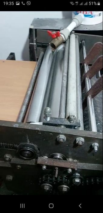 Клеємазка клеемазочная машина клеенаносящий станок каширувальна машина