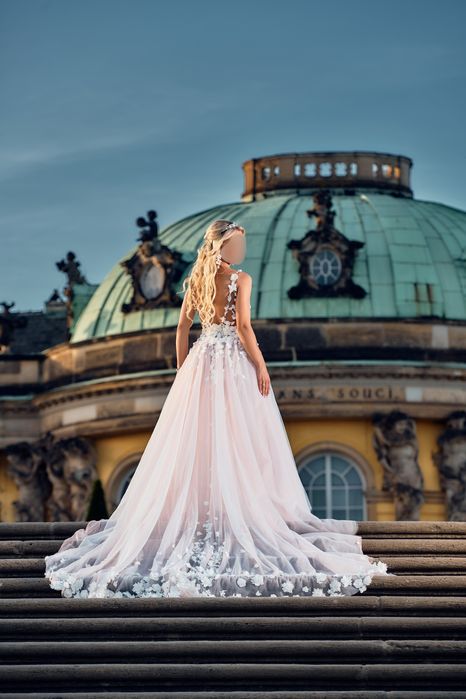 Suknia ślubna "Anette" projektantki Patrycji Kujawy