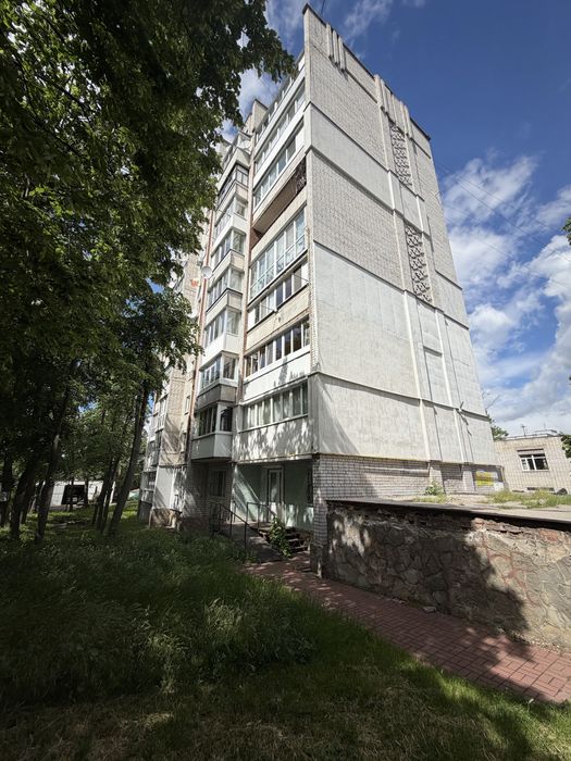 Продаж комерційного приміщення в самому центрі Житомира, район Філармонії.