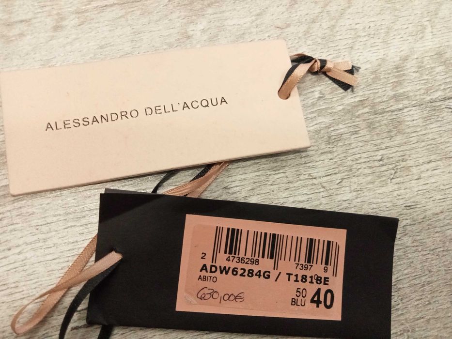 vestido marca de luxo novo