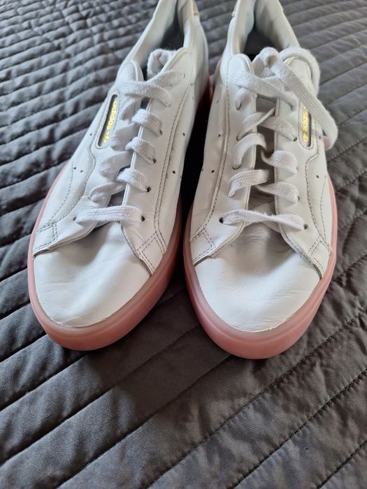 Sprzedam buty sportowe