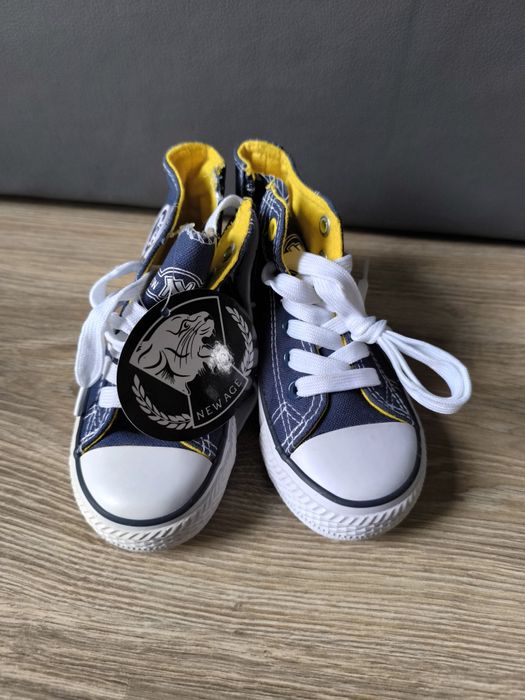 Buty chłopięce r. 25