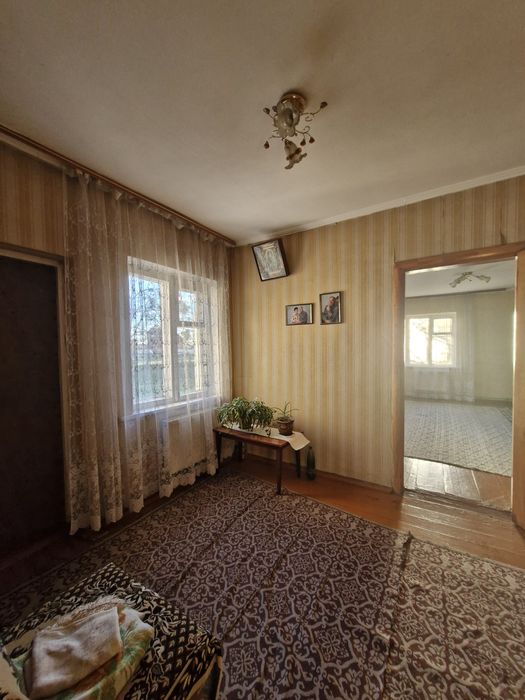 Продаж будинку в с. Дубовець.