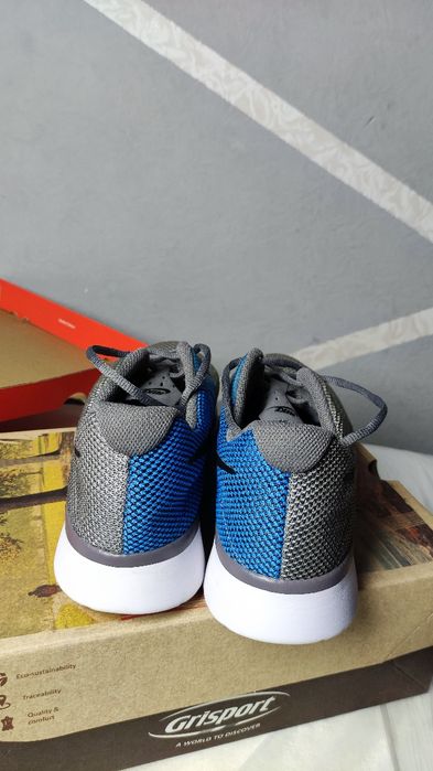 Продам мужские макасины