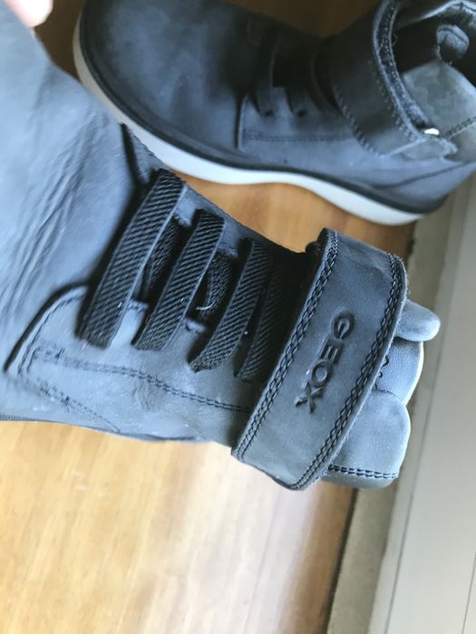 Botas prova agua geox n30 /Havaianas de menina n29/30