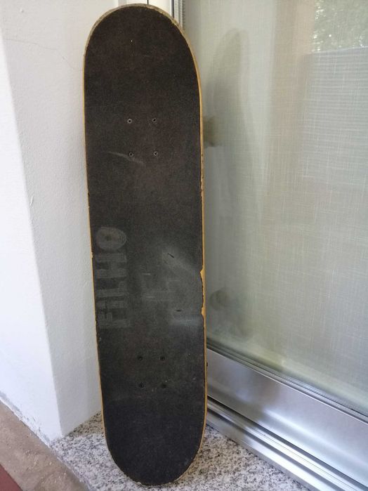 Skateboard Birdhouse