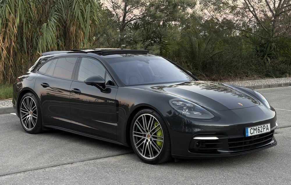 Porsche Panamera Sport Turismo  E-Hybrid de 462cv — photo 5