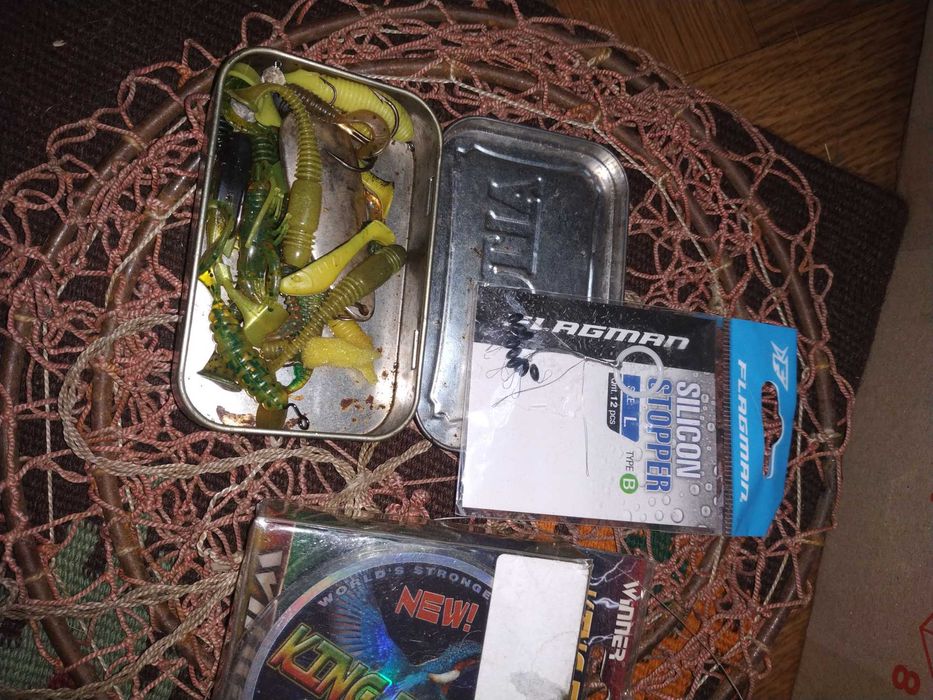 Предмети для рибалки 1 лотом