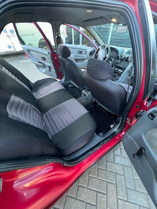 Renault Laguna 1996 VIN VF1B56BK512755345 фото оголошення 9 з 10