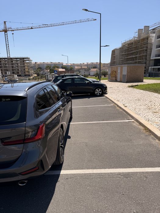 BMW 320d xDrive Auto • 2020 • Diesel • 228.211 km • Manutenção em dia