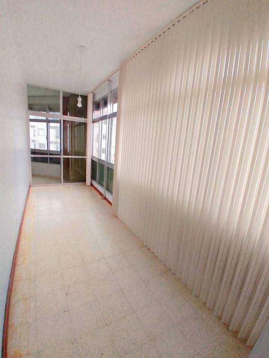 Aluga-se Quarto em Algés