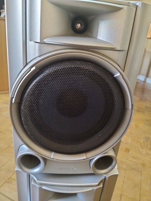 Colunas Sony de 60 watts cada uma