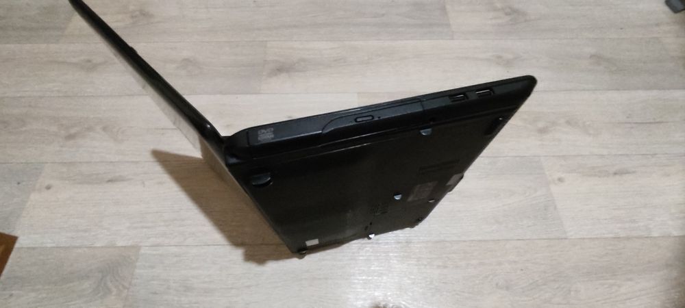 Ноутбук ASUS K50I 15.6" — Надежный для Учебы и Работы