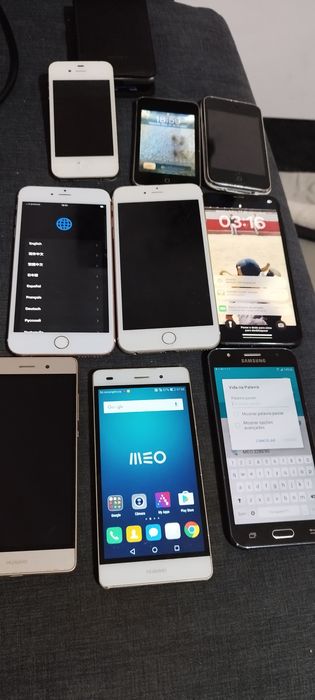 Ler discrição Vendo telemóveis