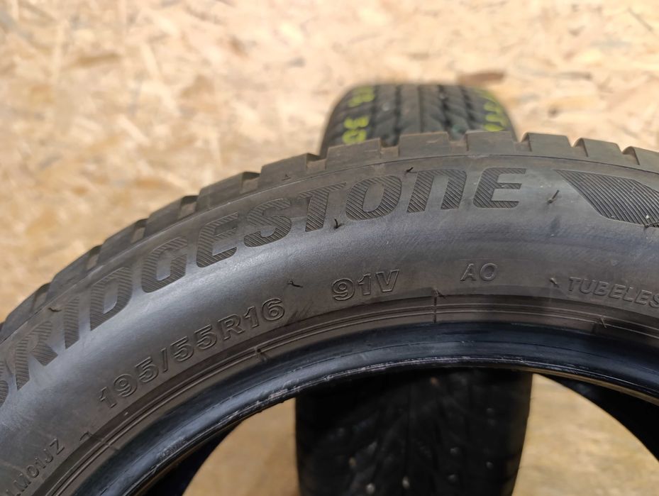2x 195/55 R16 91V Bridgestone Blizzak LM001 AO 2019r 7mm
