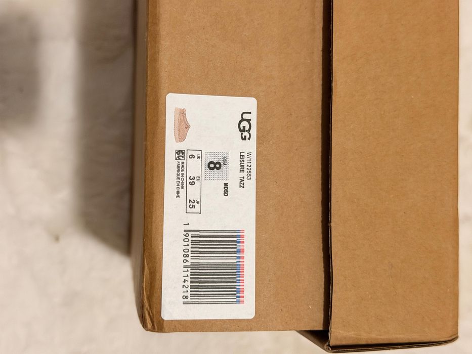 Ugg pantufas bege 39