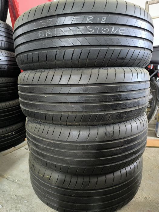 235/55 R18 Bridgestone