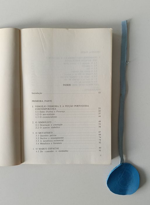 Espaço simbólico e metafísico