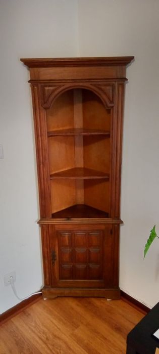 Vendo móvel de canto em perfeito estado