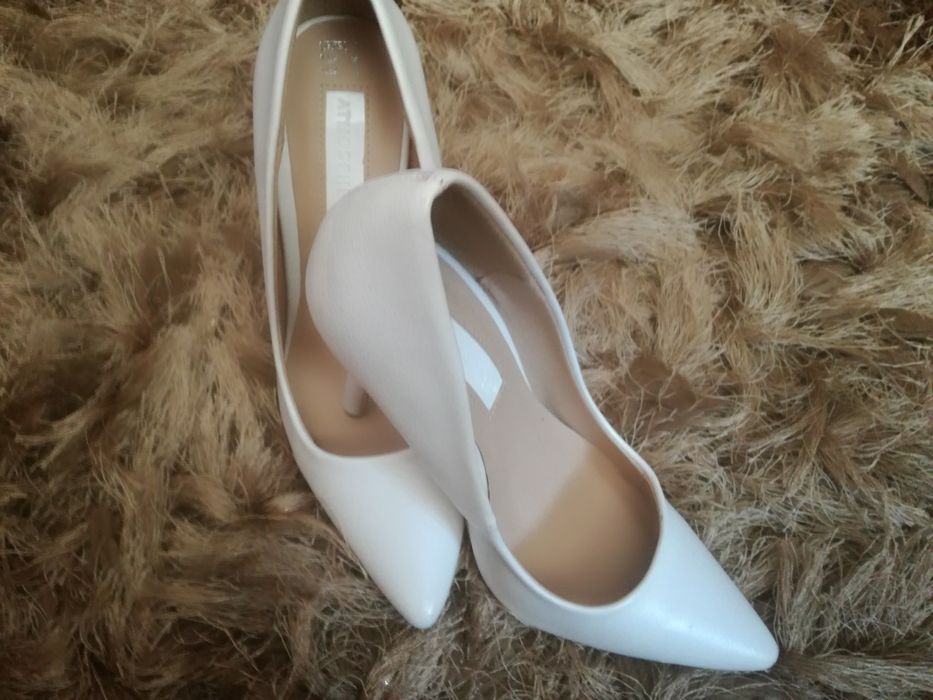 Śliczne nowe buty-białe nr.36