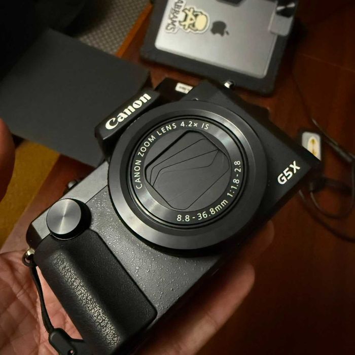 Продаж крутого фотоапарату Canon PowerShot G5X