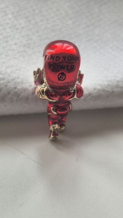 Charm Pendente Marvel Iron Man 760268C01