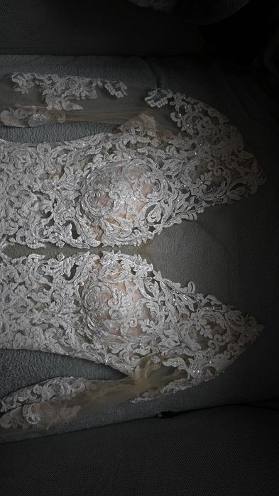 Suknia ślubna r34/36 rybka dopasowana dekold