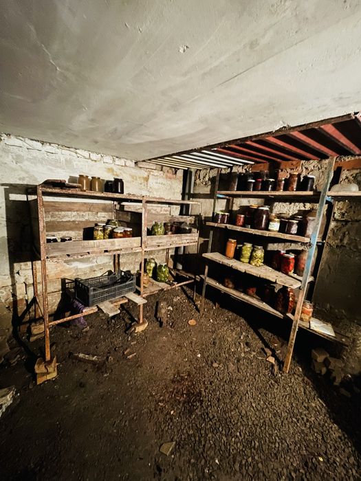 Продам гараж у в/містечку