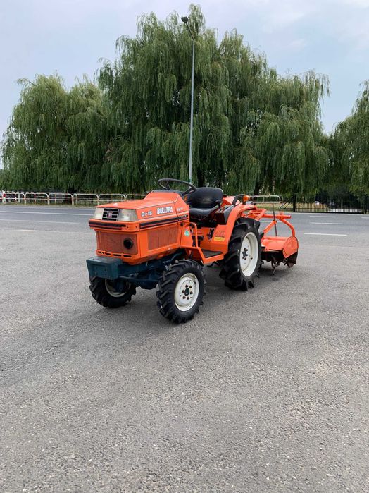 Traktorek Kubota B1-15 z glebogryzarką 15KM 4x4 3 cyl. diesel