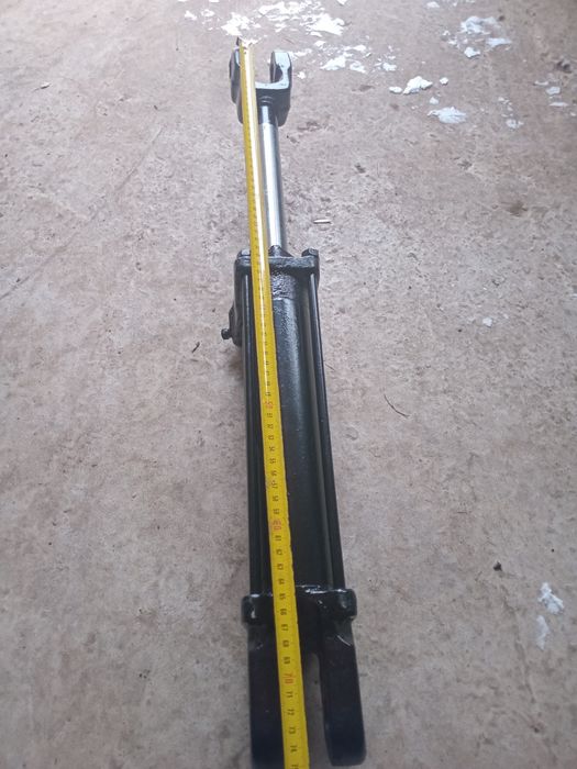 Гідроциліндр  на сільгосптехніку. Гідроциліндр ЦС 55.