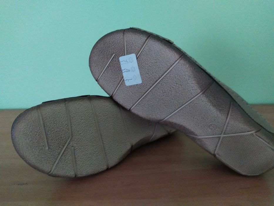 NOWE Buty Helios rozmiar 37