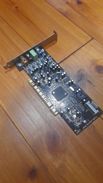 Karta SoundBlaster SB0570