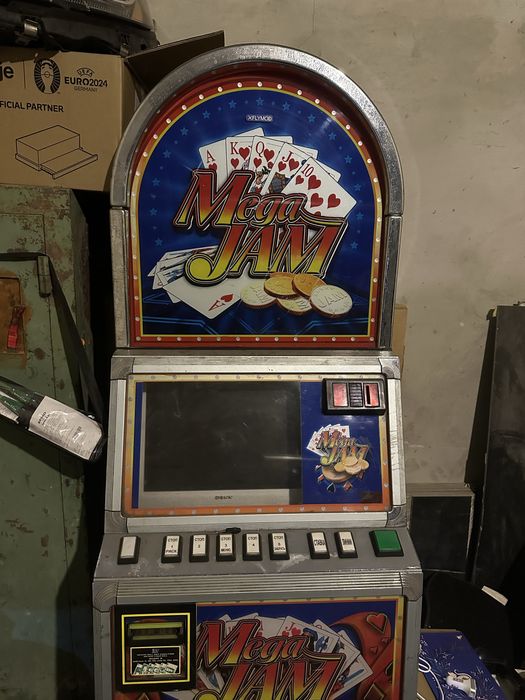 Автомат ігровий більша 20ігор