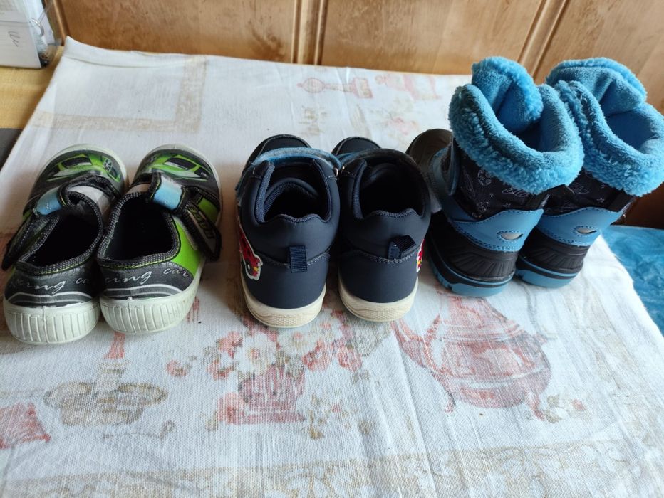 Buty dla chłopca rozm 28, wkładka ok 17 cm