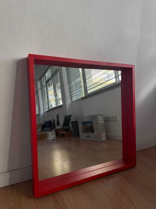 Espelho de Parede - Madeira Vermelho - Ikea (NOVO)