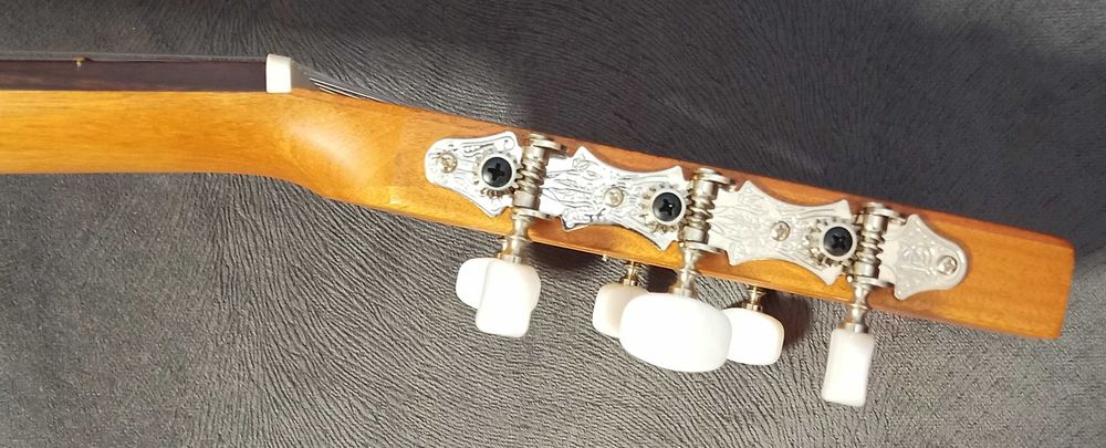 Hiszpańska gitara klasyczna 4/4 Alhambra 2FG Flamenco