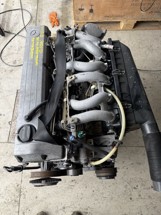 Motor mercedes 300d OM603 Gondomar (São Cosme), Valbom E Jovim • OLX.pt