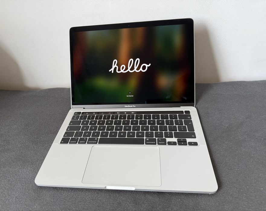 MacBook Pro 13" (2020, Intel i5, 16 GB RAM, 1 TB SSD)