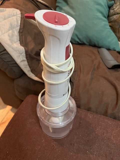 Aparelhos diversos - máquina de sumos, picadoura