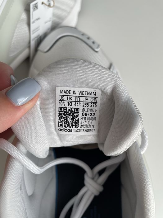 Чоловічі кросівки Adidas oztral GZ9405 original