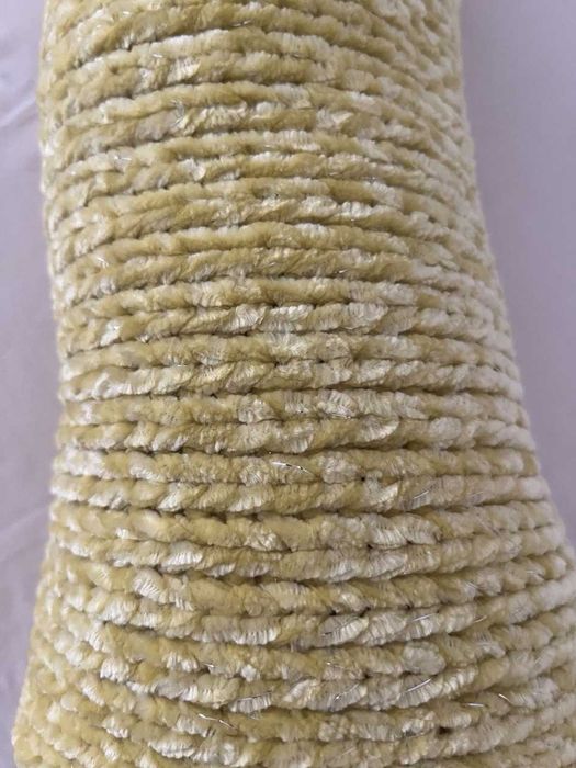 Cachecol grosso em chenille amarelo com fio brilhante (33x150 cm)