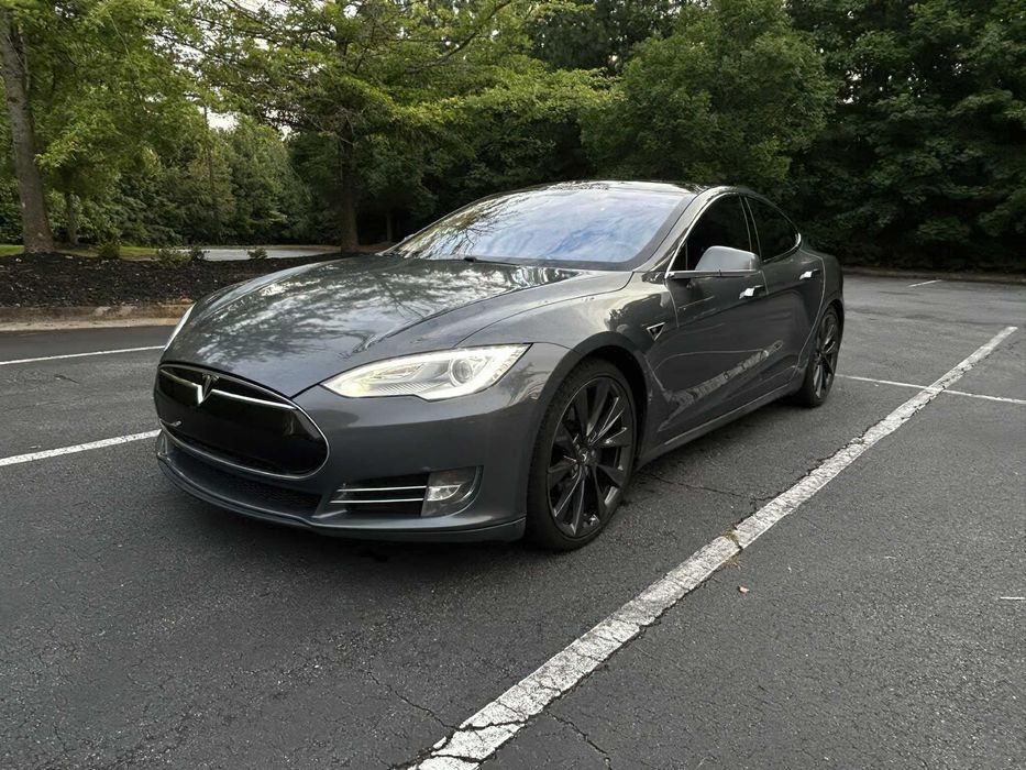 Tesla Model S Performance      2013