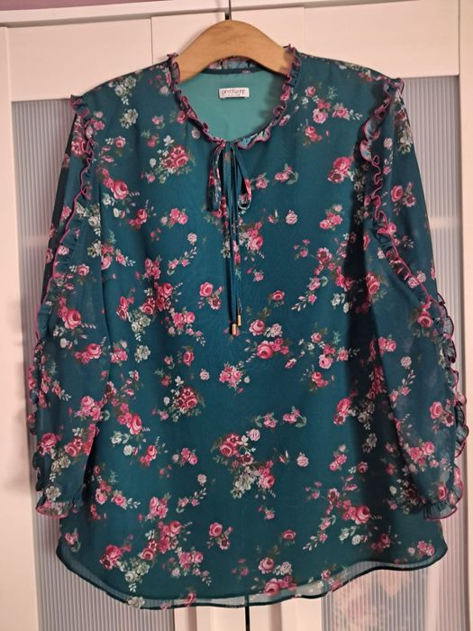 Pretty One bluzka na podszewce