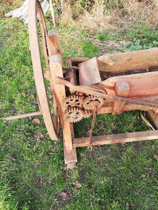 Sieczkarnia zabytkowa sprawna Oryginał