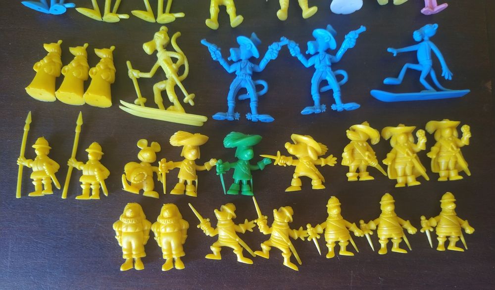 Bonecos Monocromáticos Willie Fog/Dartacão/MOTU e outros