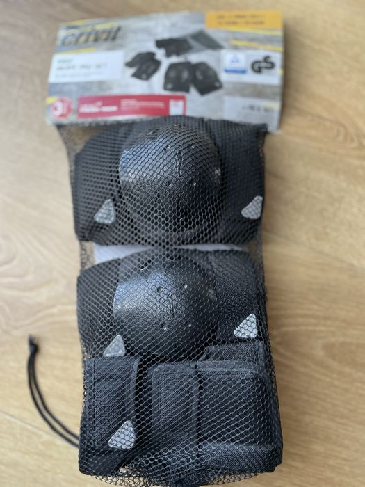 Sprzedam ochraniacze nowe do jazdy np na rolkach